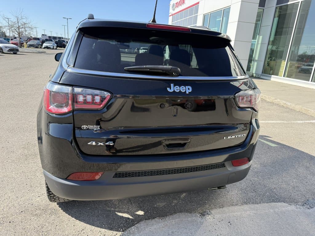 Jeep Compass 2018 — photo 10