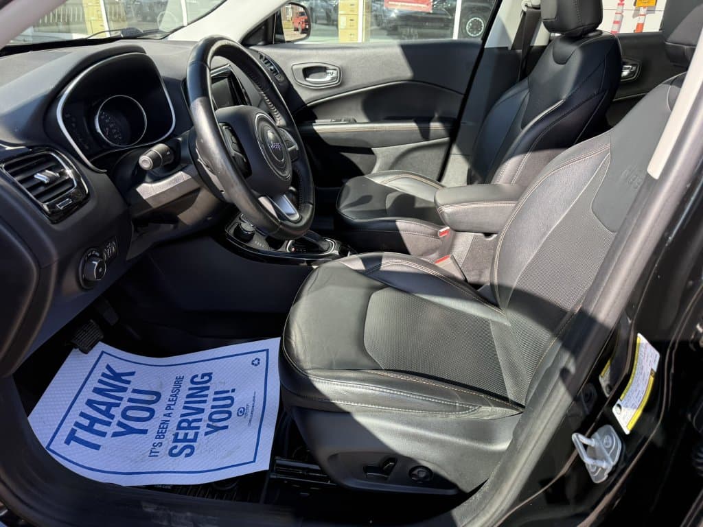 Jeep Compass 2018 — photo 15