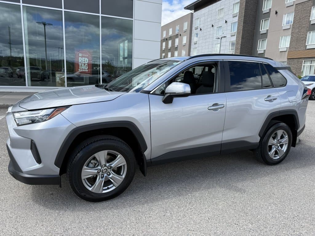 Toyota RAV4 2024 — photo 3