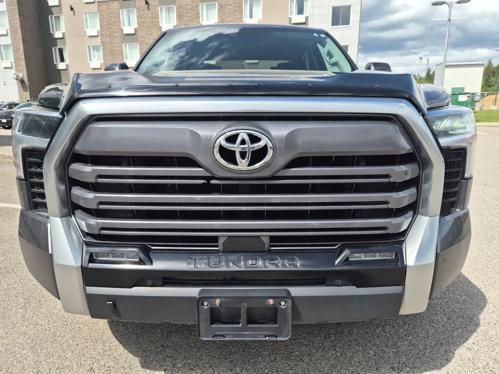 Toyota Tundra 4X4 2022 — photo 15