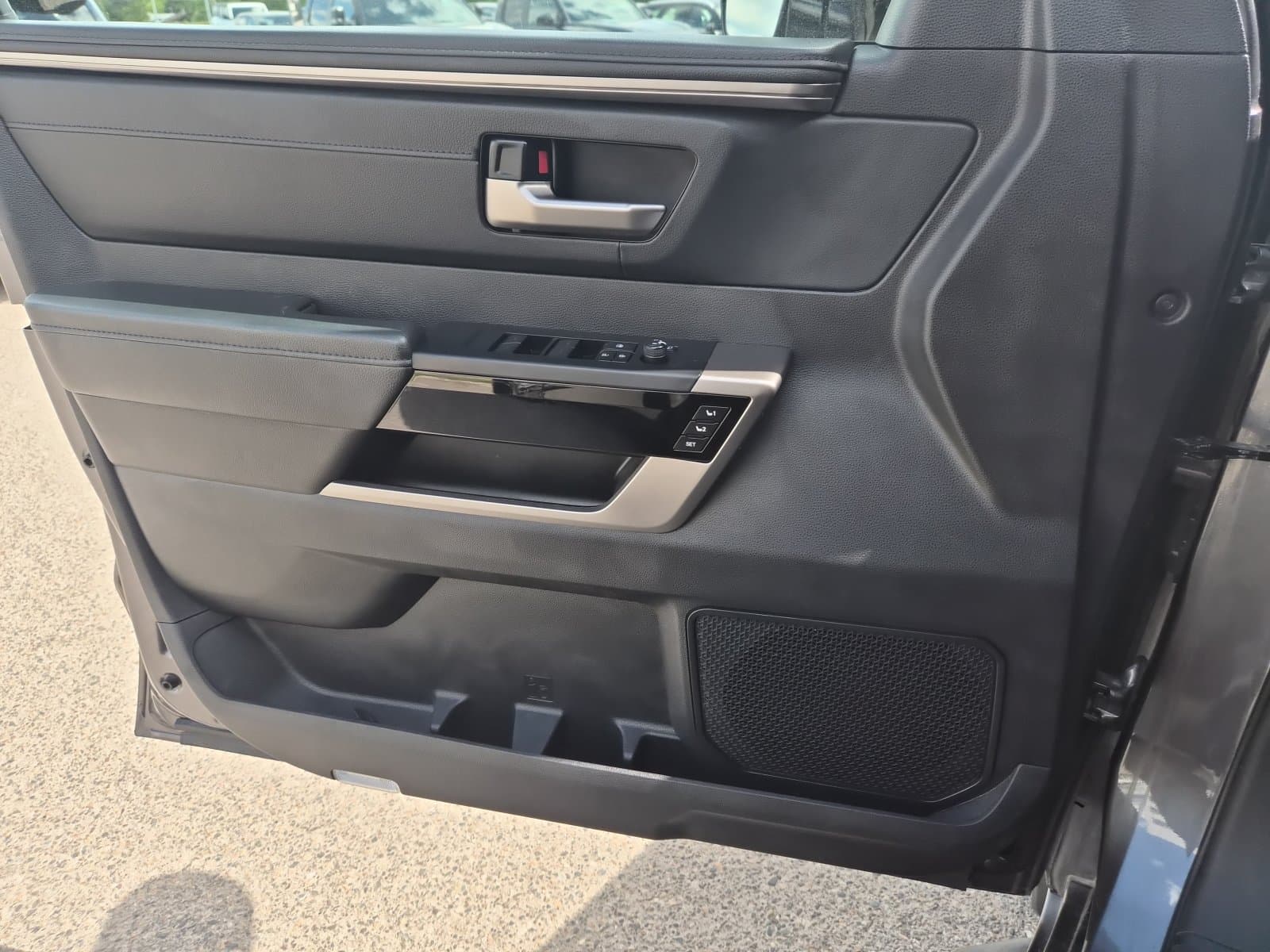 Toyota Tundra 4X4 2022 — photo 19