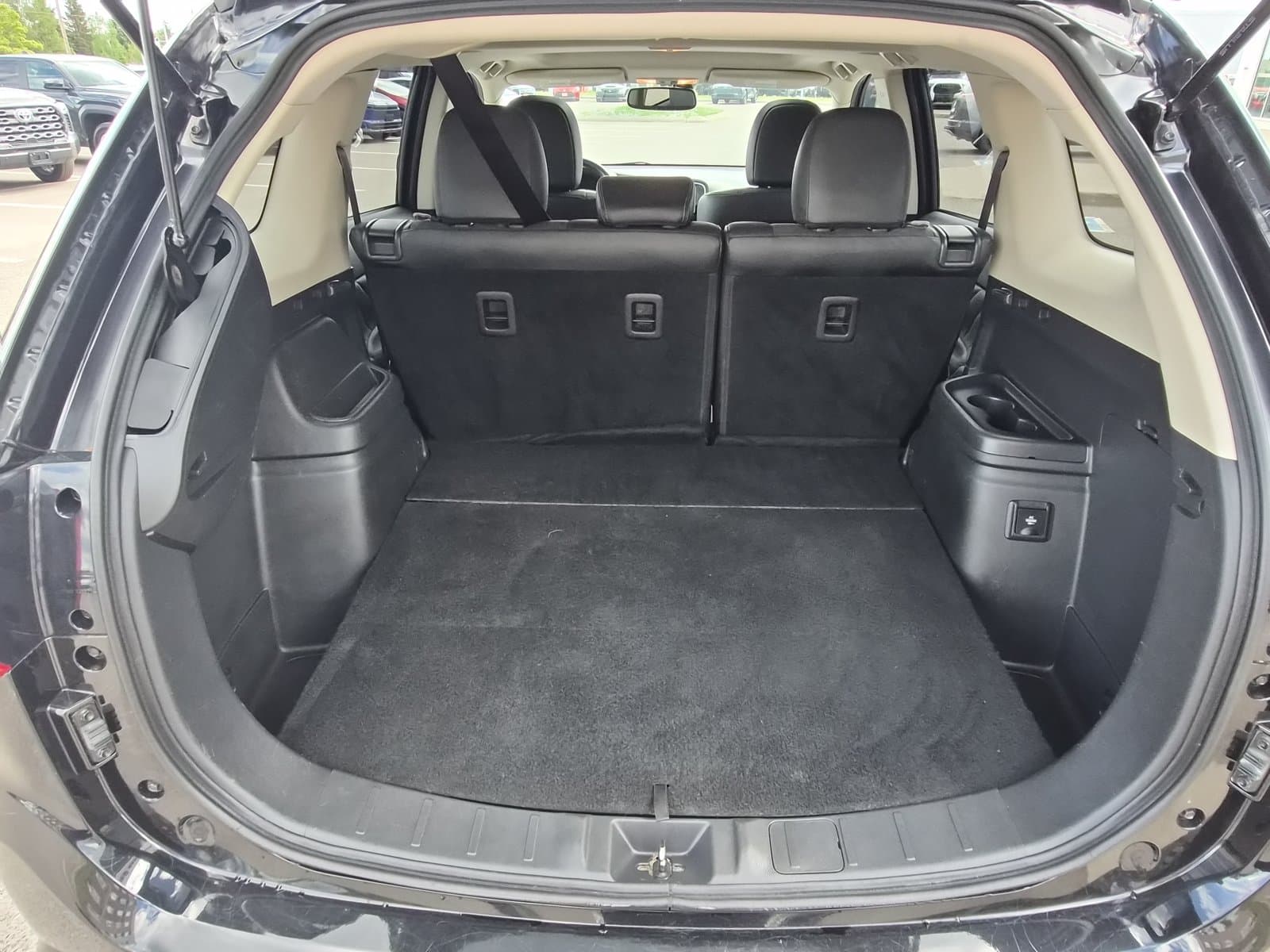 Mitsubishi Outlander PHEV 2019 — photo 25