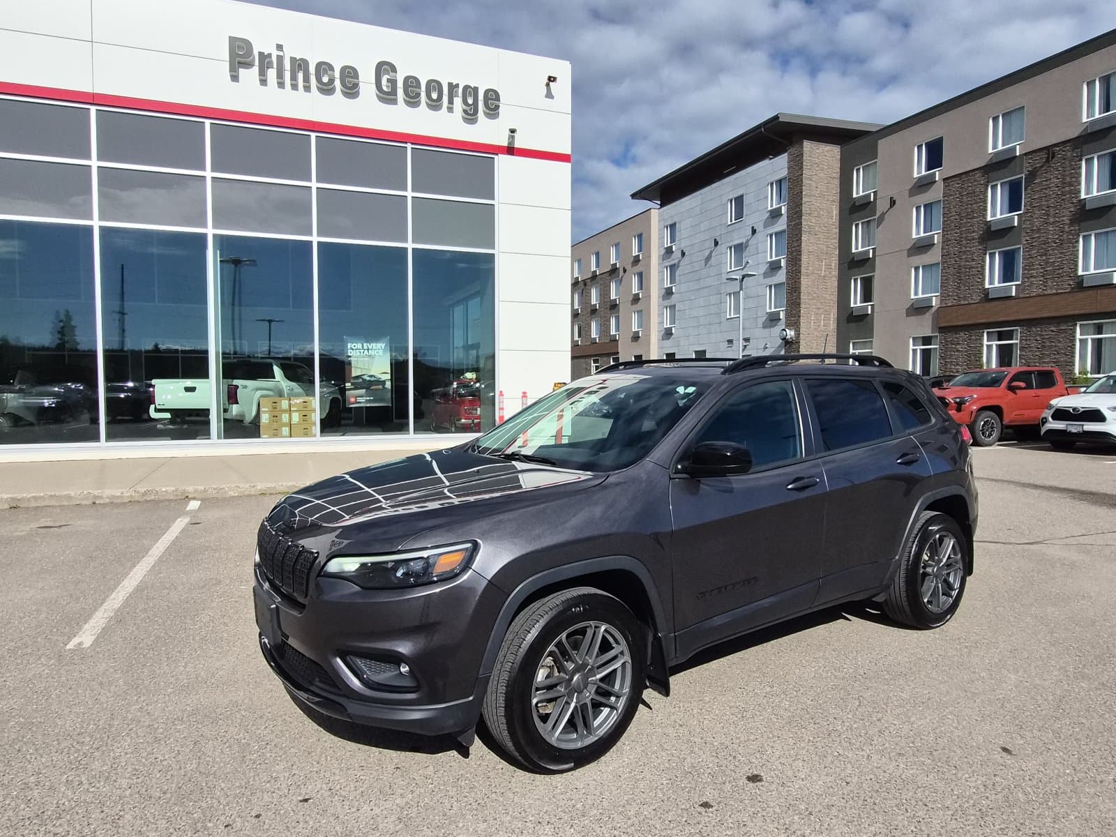 Jeep Cherokee 2022 — photo 2