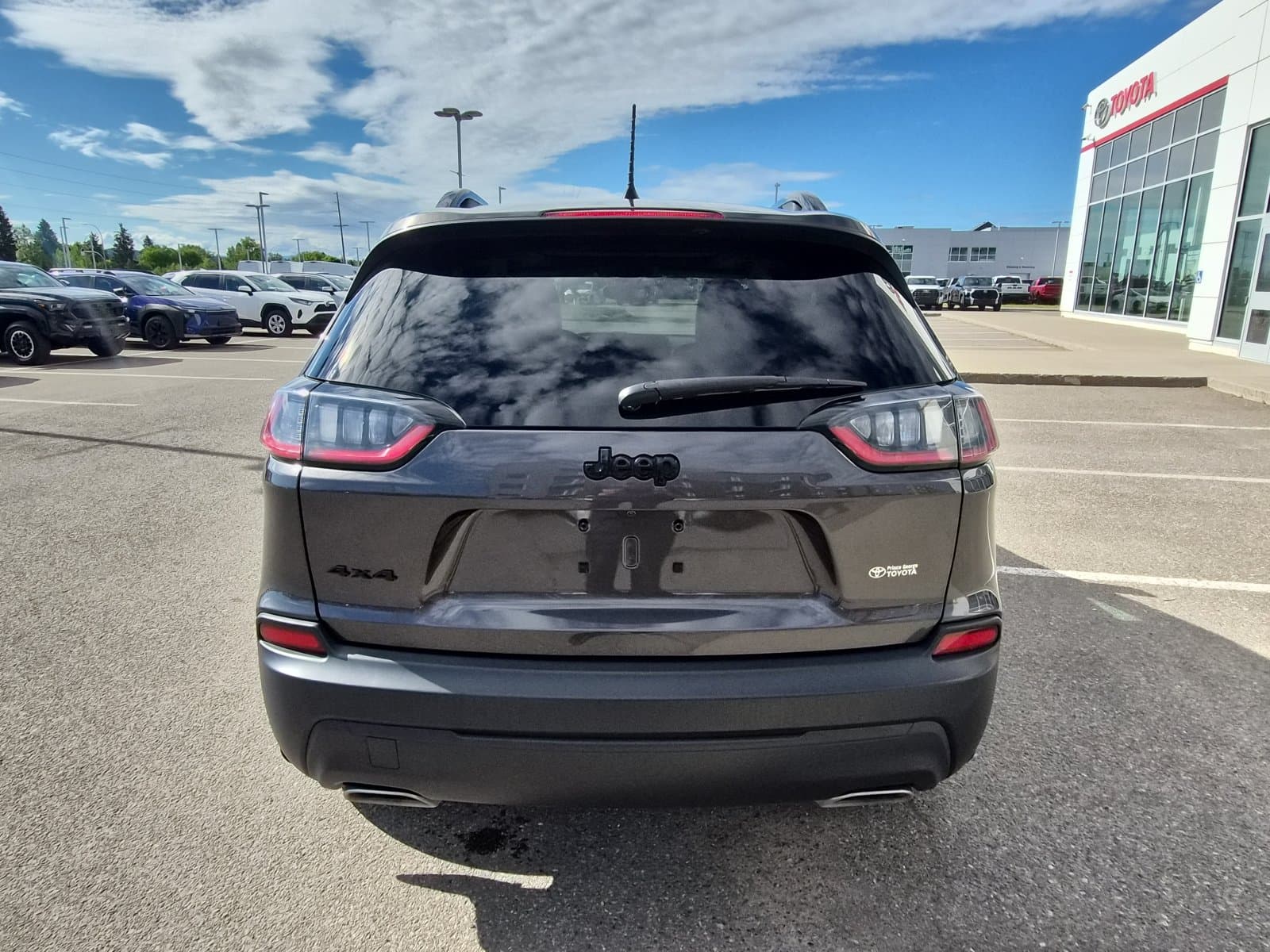 Jeep Cherokee 2022 — photo 5
