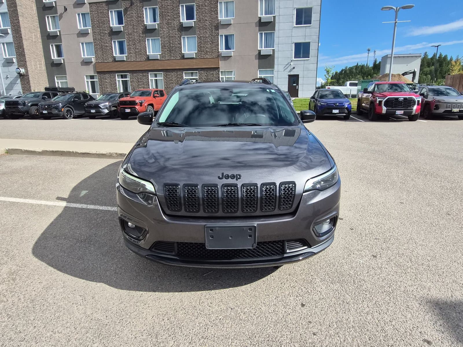 Jeep Cherokee 2022 — photo 9