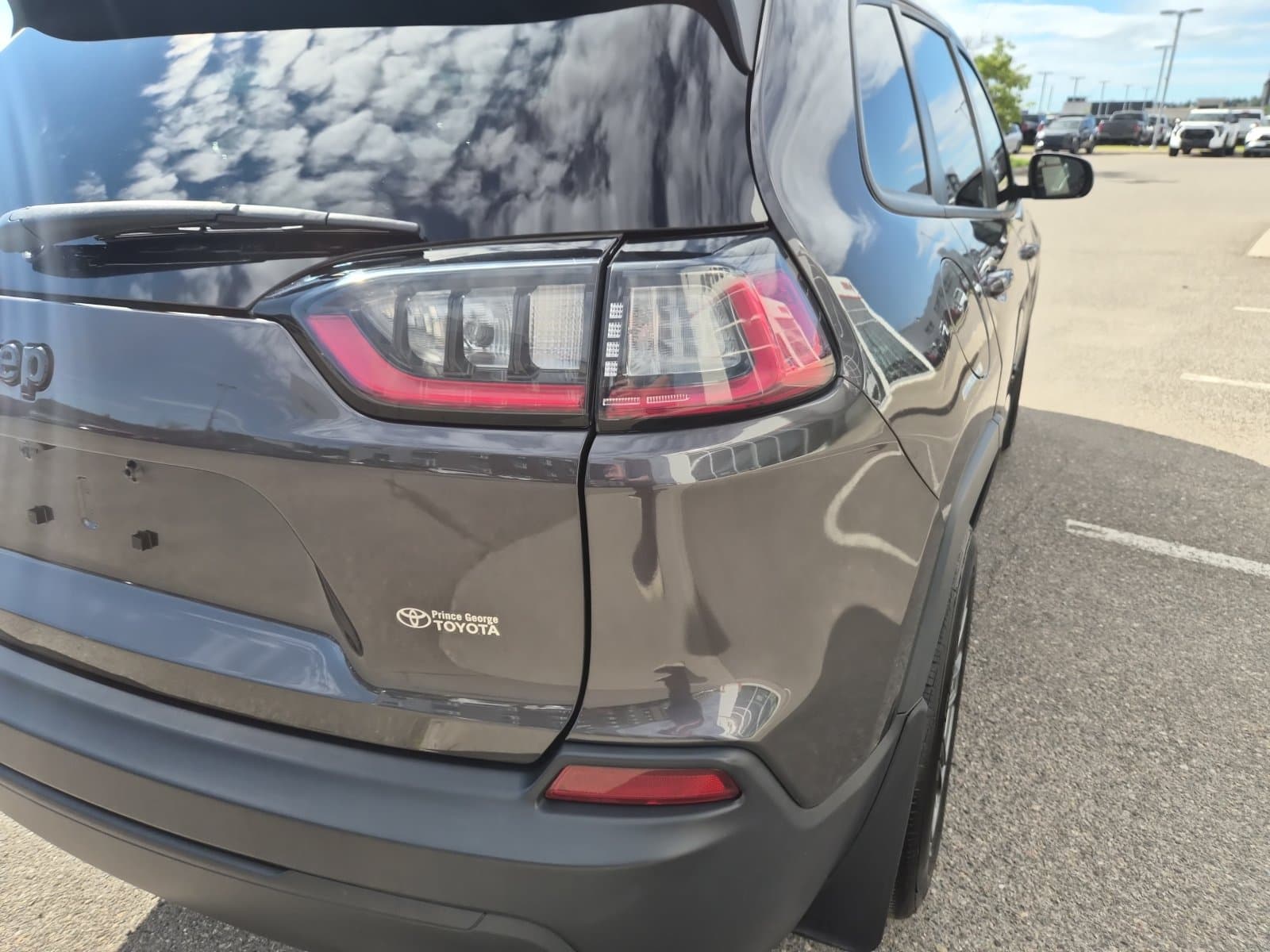Jeep Cherokee 2022 — photo 14