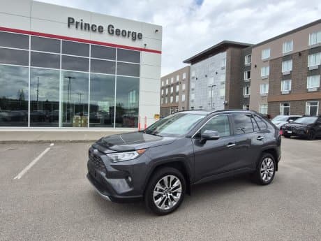 Toyota RAV4 2019 à vendre à Prince George