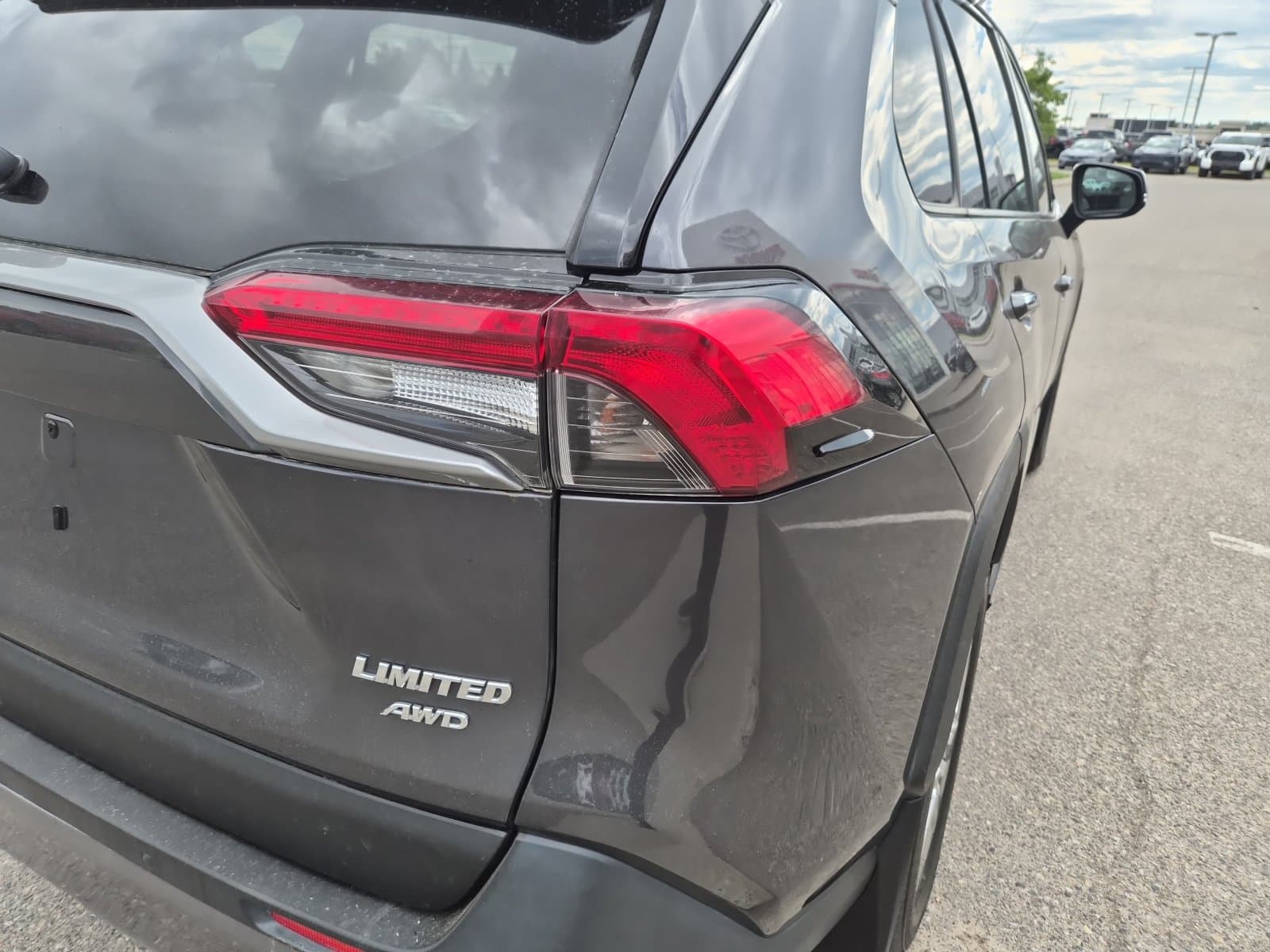 Toyota RAV4 2019 — photo 14