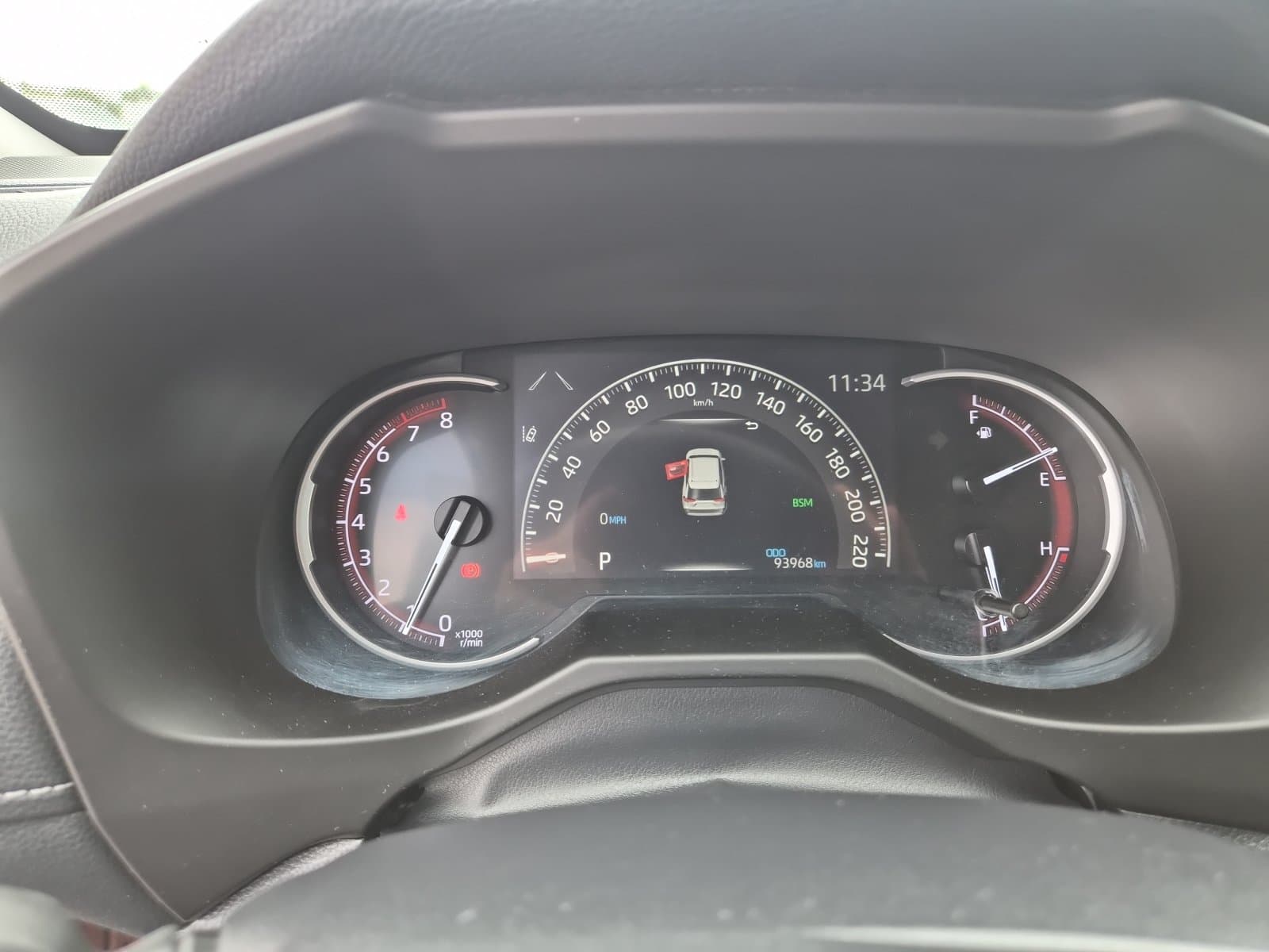 Toyota RAV4 2019 — photo 17