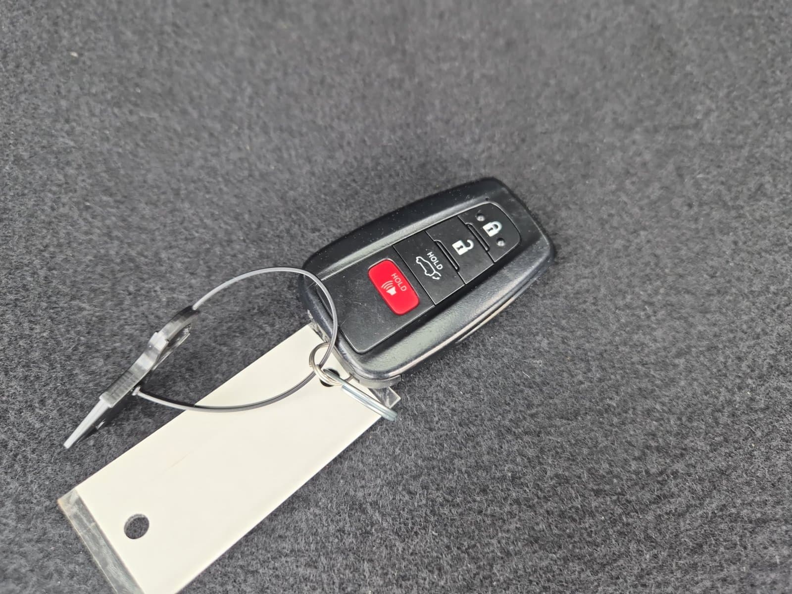 Toyota RAV4 2019 — photo 26