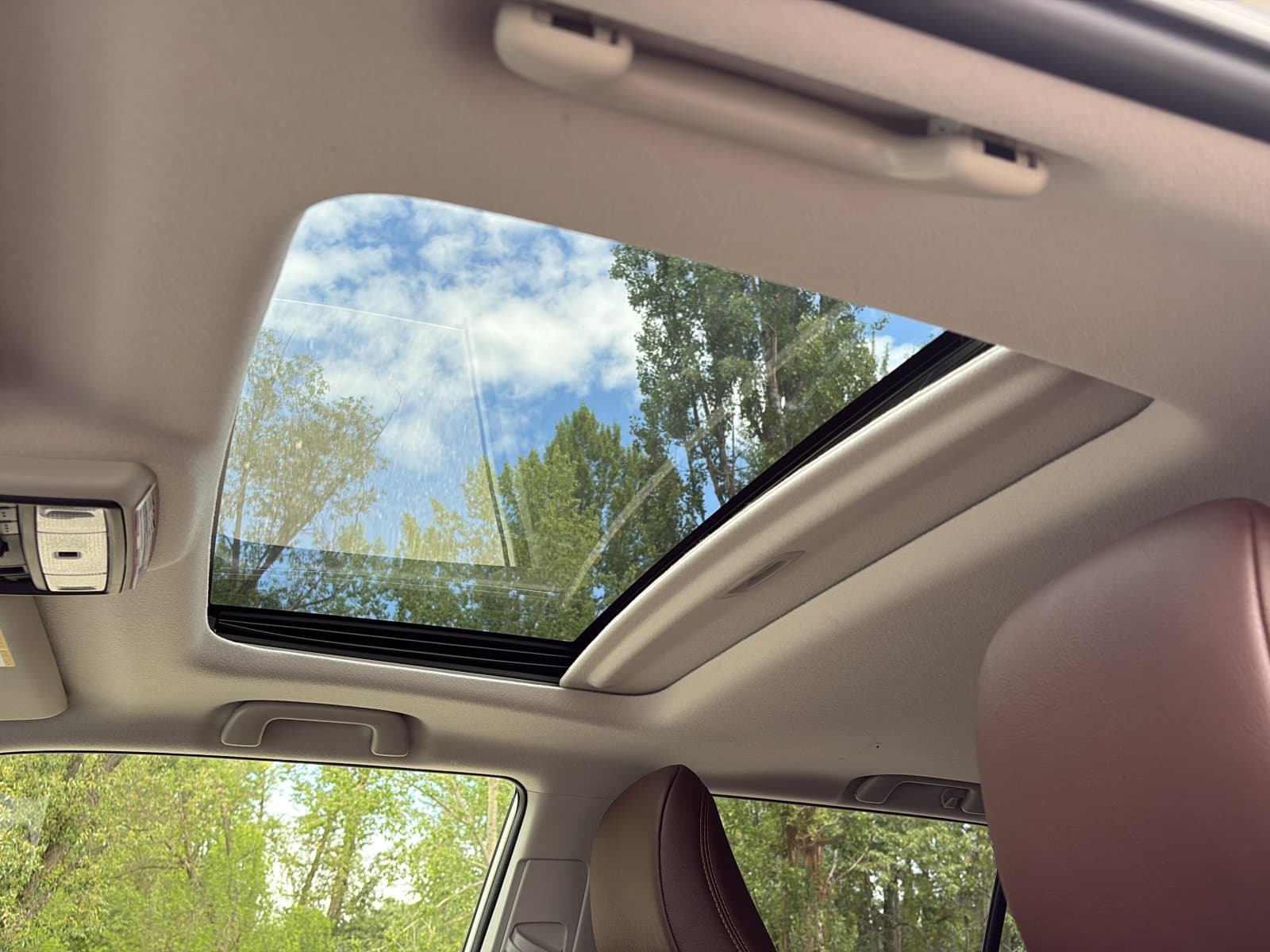 Toyota 4Runner 2023 — photo 4