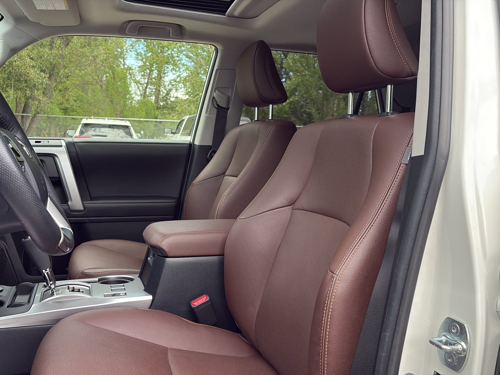 Toyota 4Runner 2023 — photo 5