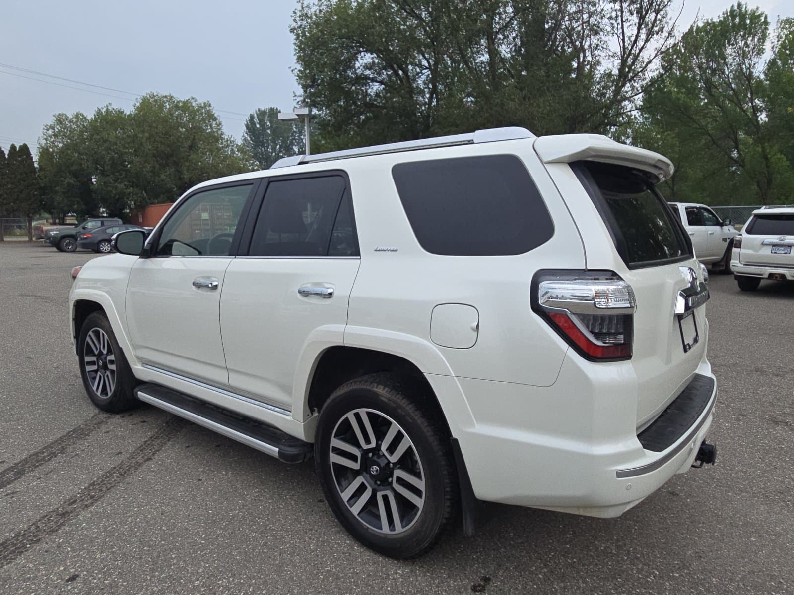 Toyota 4Runner 2023 — photo 8