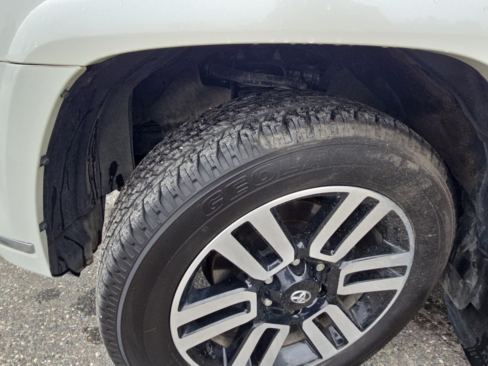 Toyota 4Runner 2023 — photo 15
