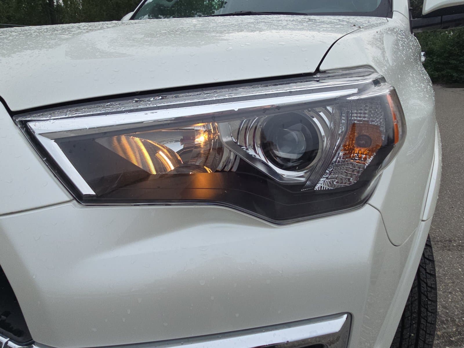 Toyota 4Runner 2023 — photo 16