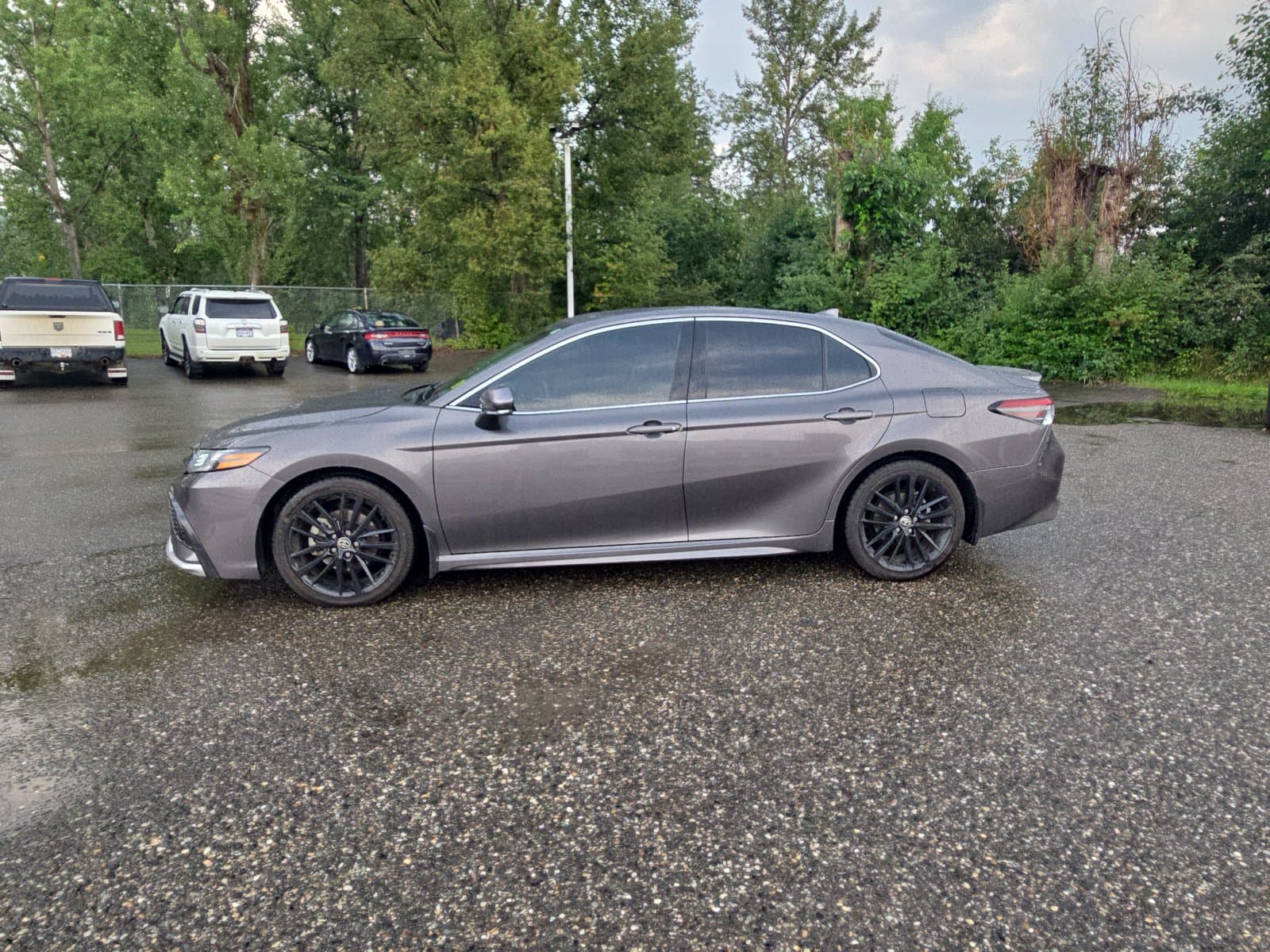 Toyota Camry Hybrid 2023 — photo 3