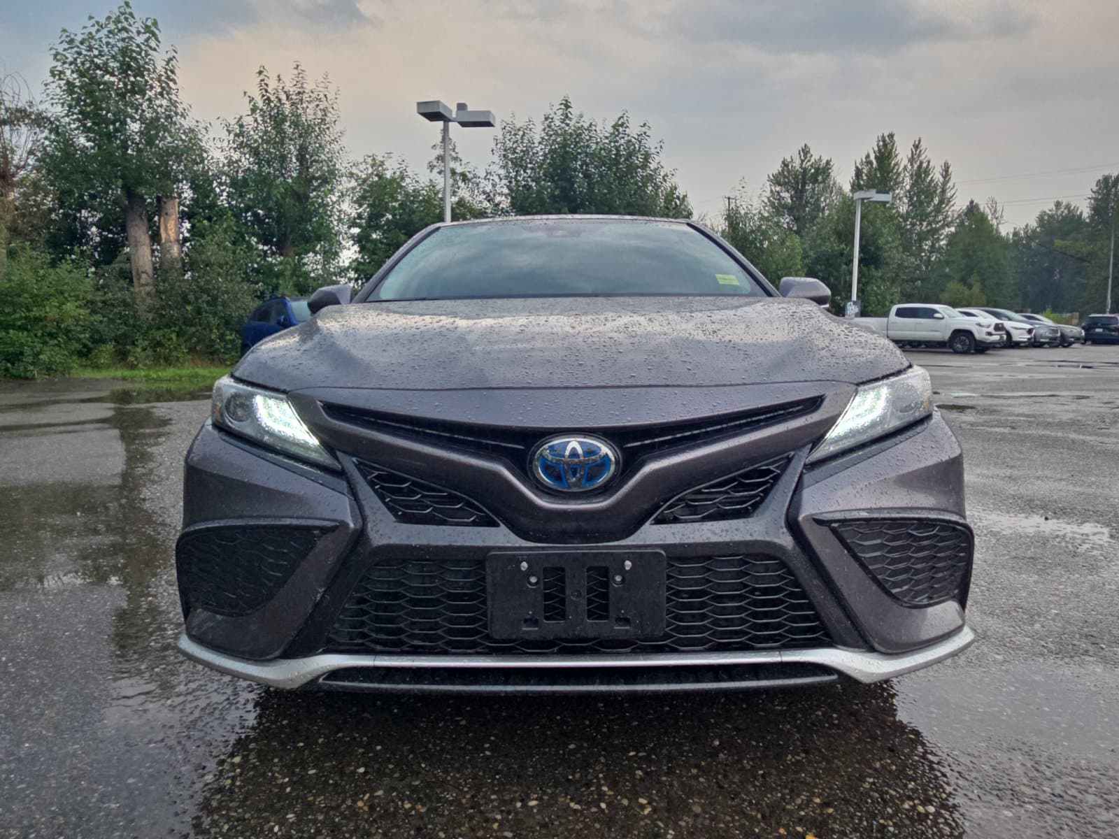 Toyota Camry Hybrid 2023 — photo 9