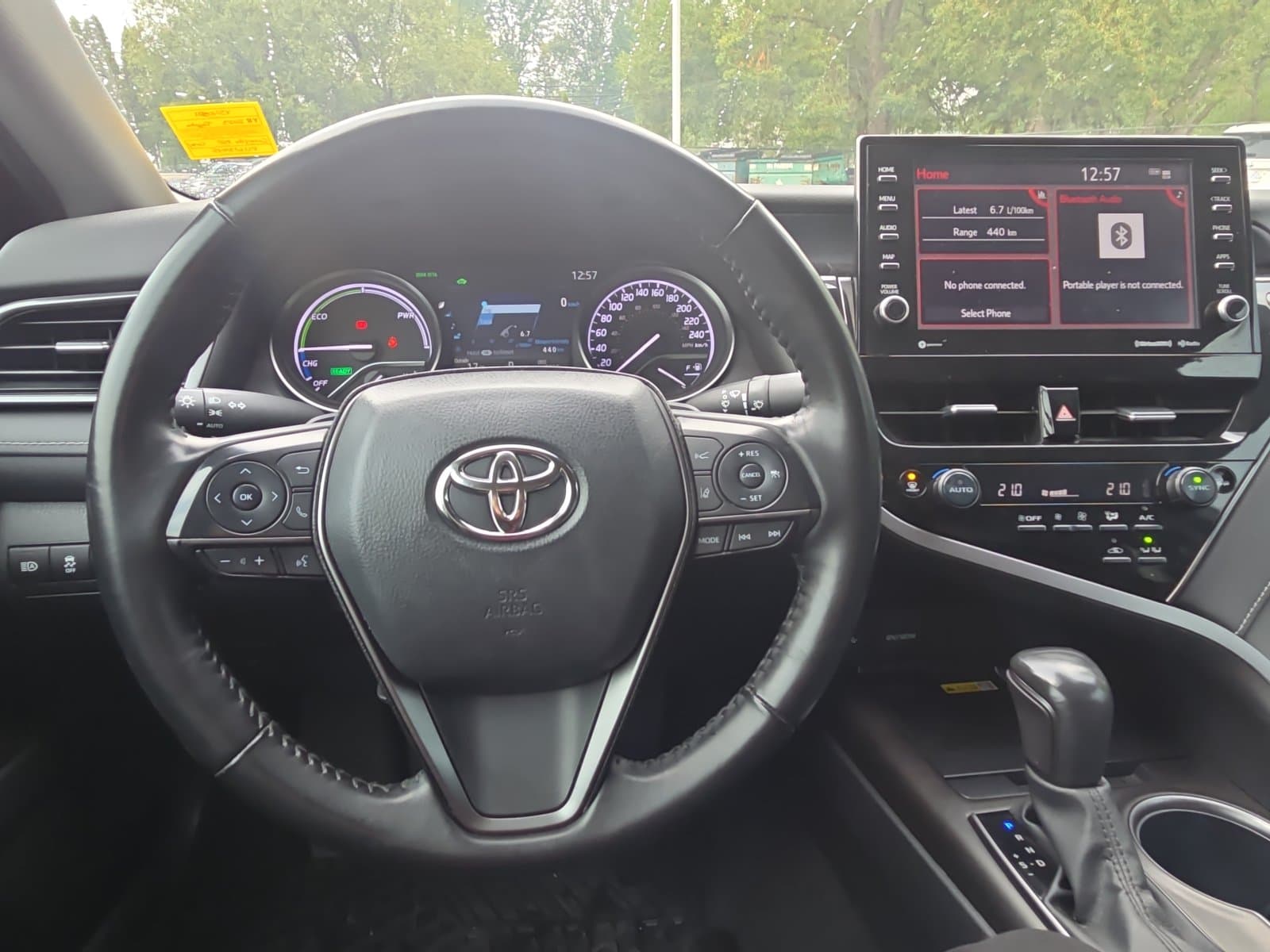 Toyota Camry Hybrid 2023 — photo 15