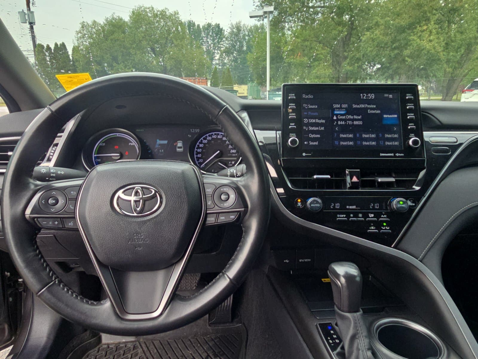 Toyota Camry Hybrid 2023 — photo 20