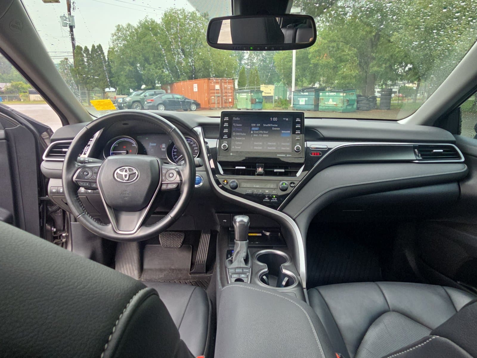 Toyota Camry Hybrid 2023 — photo 24