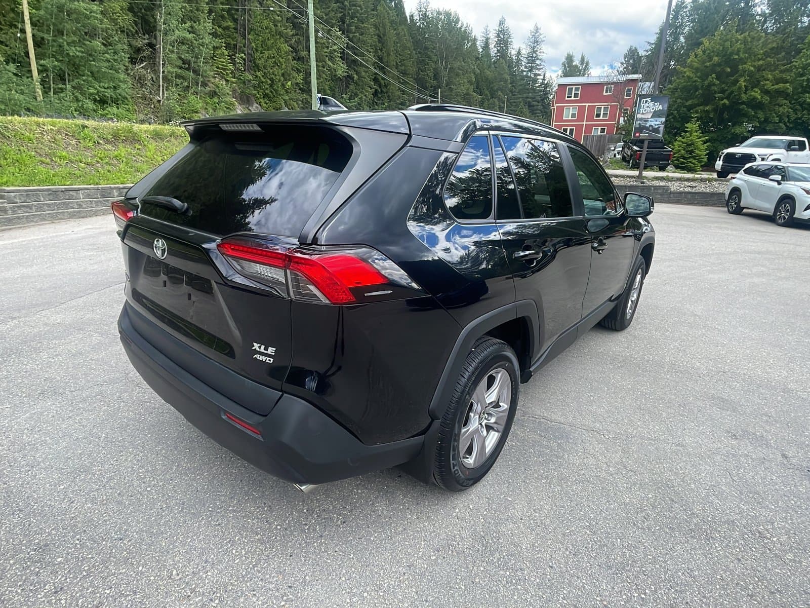 Toyota RAV4 2022 — photo 6