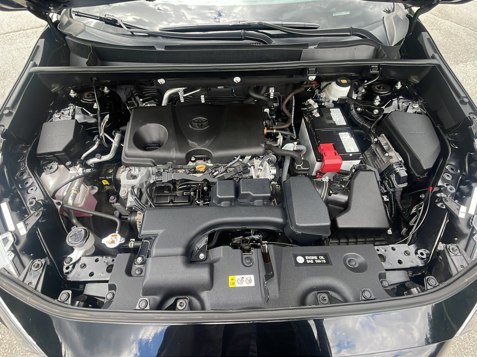 Toyota RAV4 2022 — photo 12