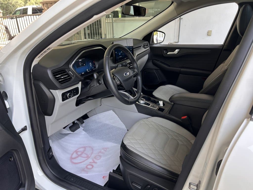 Ford Escape 2024 — photo 11