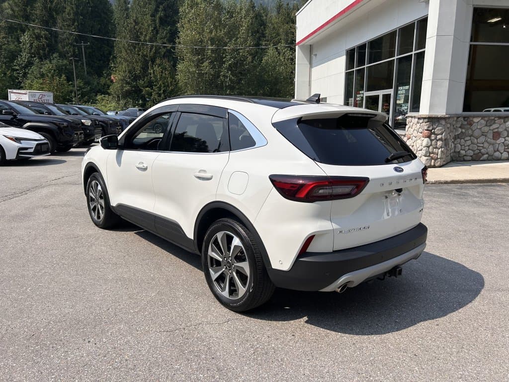 Ford Escape 2024 — photo 8