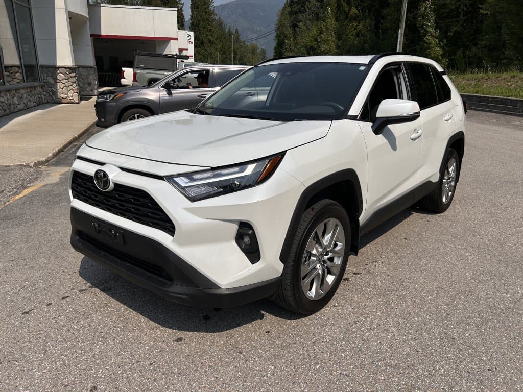 Toyota RAV4 2025 — photo 2