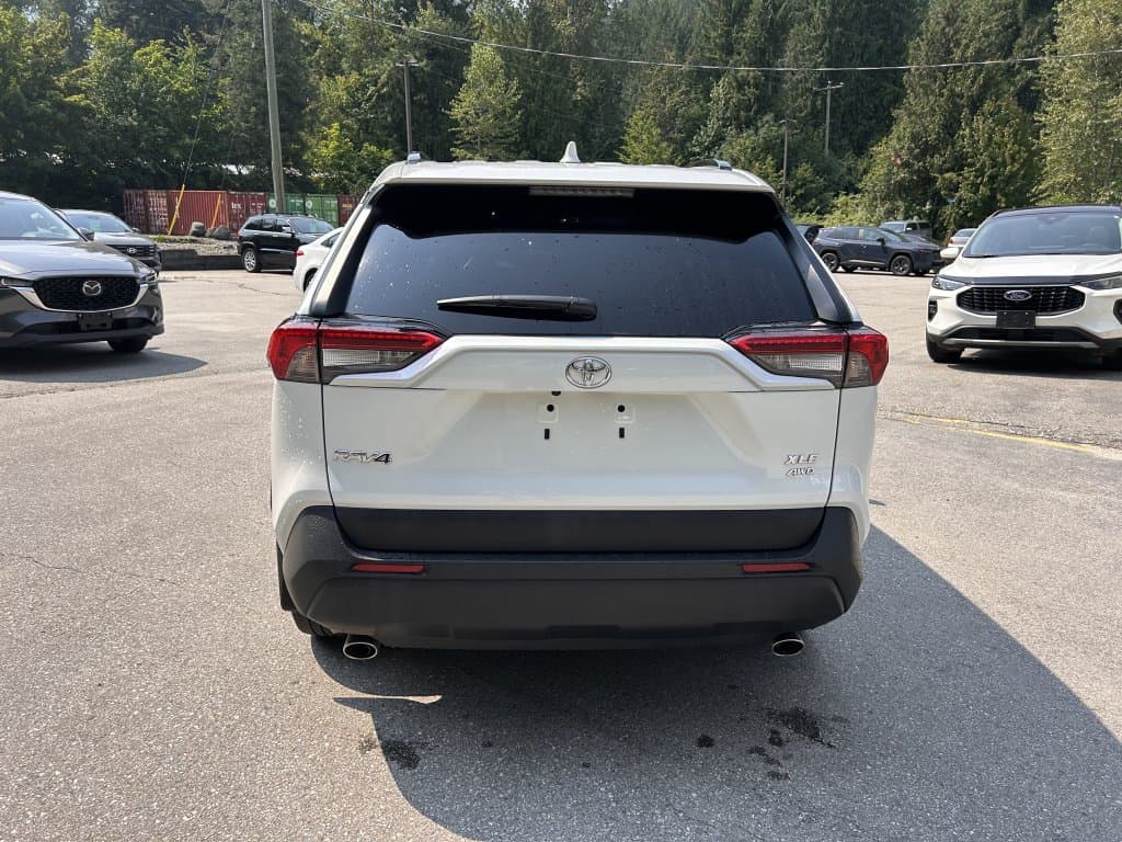 Toyota RAV4 2025 — photo 7