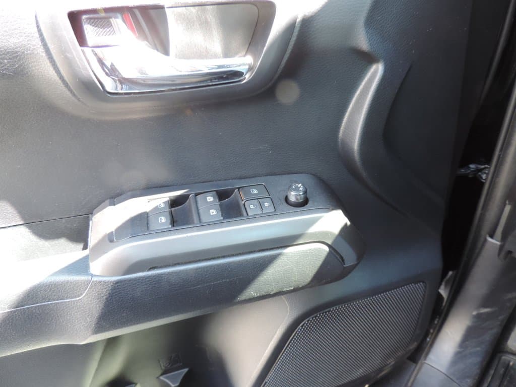Toyota Tacoma 2020 — photo 20