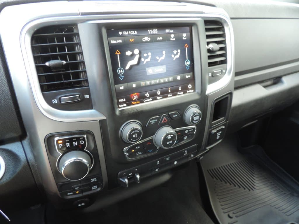 Ram 1500 Classic 2021 — photo 17