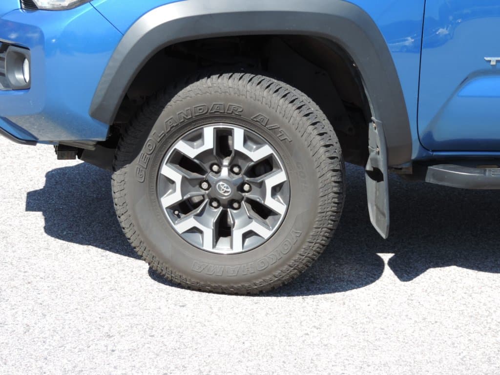 Toyota Tacoma 2018 — photo 8