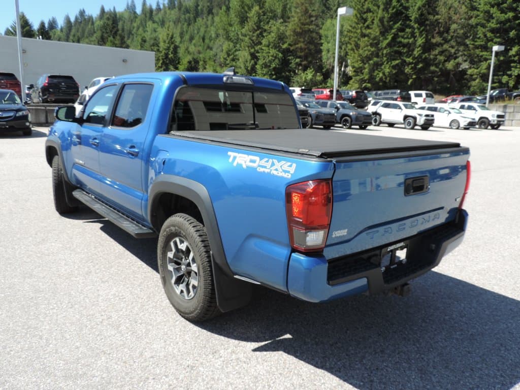 Toyota Tacoma 2018 — photo 7
