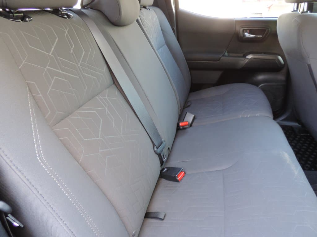 Toyota Tacoma 2018 — photo 22