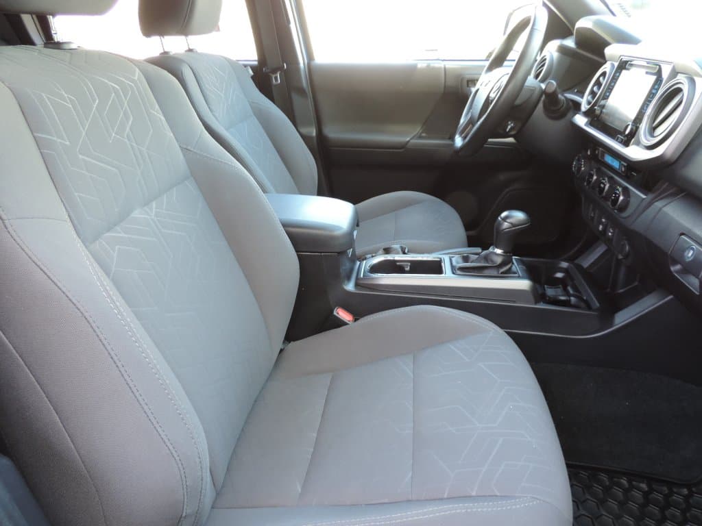 Toyota Tacoma 2018 — photo 20