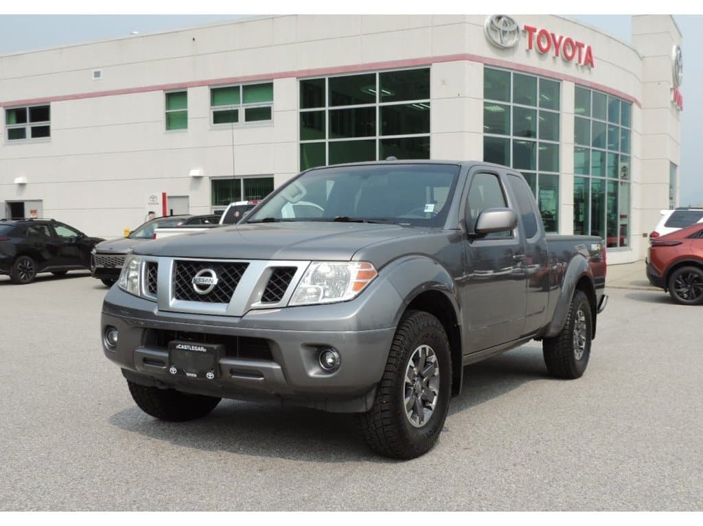 Nissan Frontier 2017 — photo 2