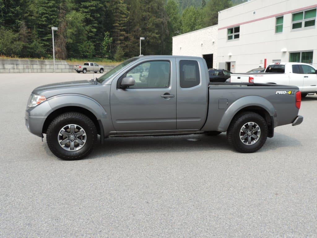 Nissan Frontier 2017 — photo 3