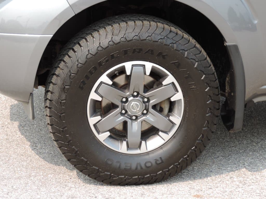 Nissan Frontier 2017 — photo 9