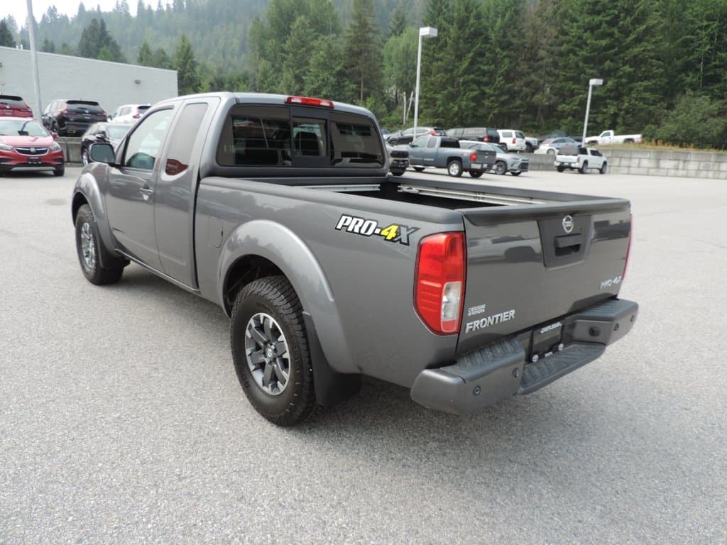 Nissan Frontier 2017 — photo 7