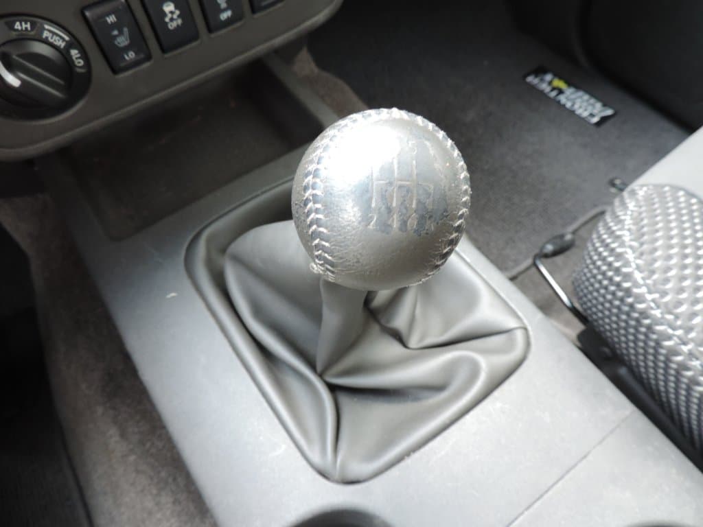 Nissan Frontier 2017 — photo 15