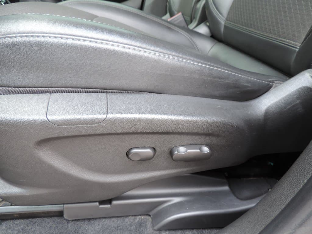 Buick Encore 2019 — photo 11