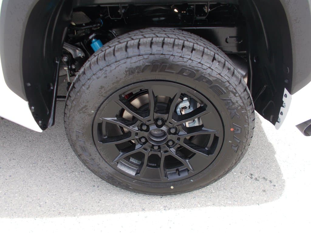 Toyota Tundra 2025 — photo 8