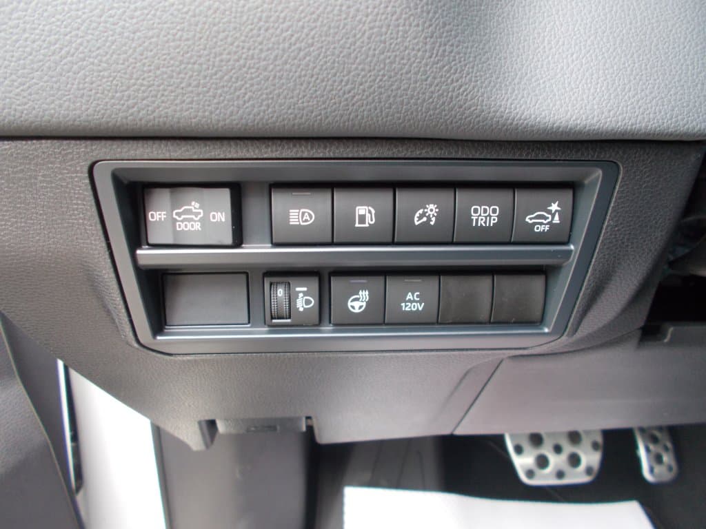 Toyota Tundra 2025 — photo 12