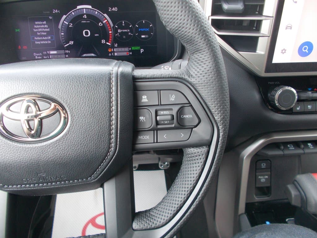 Toyota Tundra 2025 — photo 15