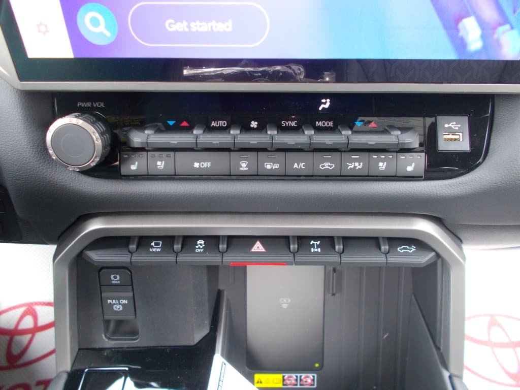 Toyota Tundra 2025 — photo 20