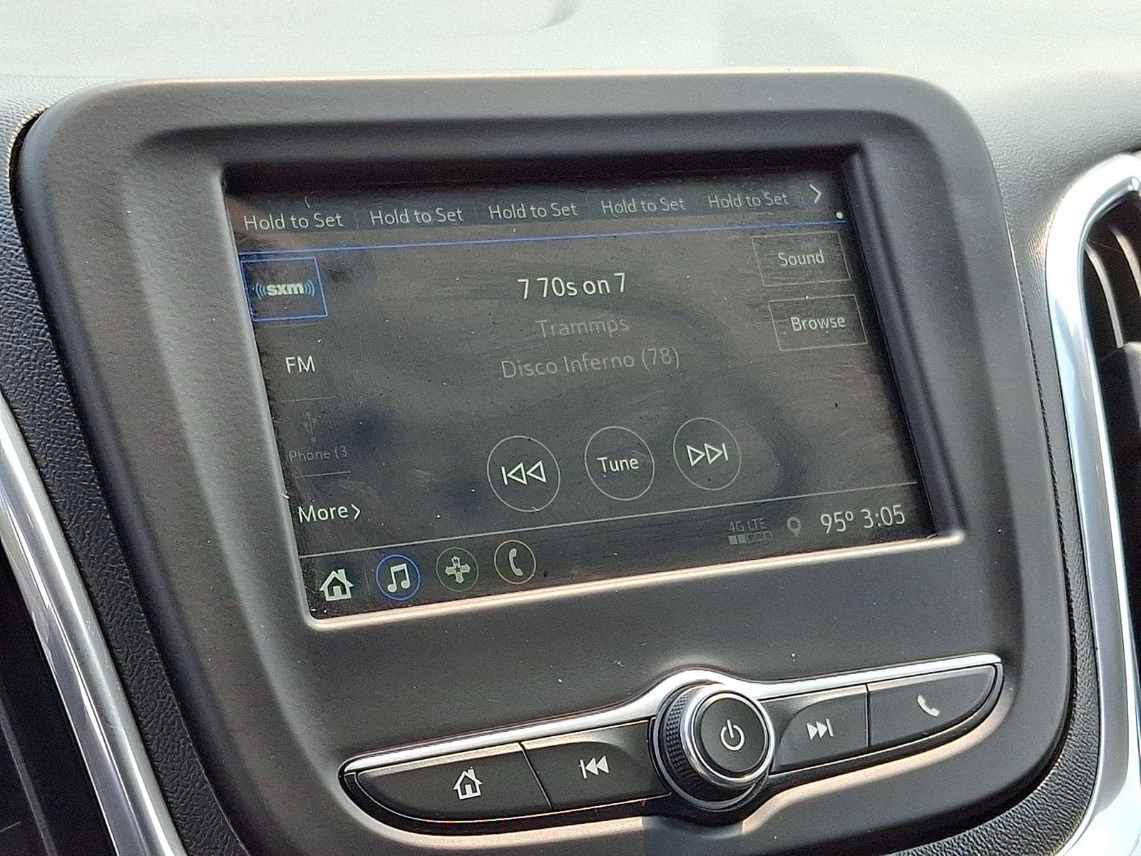 Chevrolet Equinox 2019 — photo 37