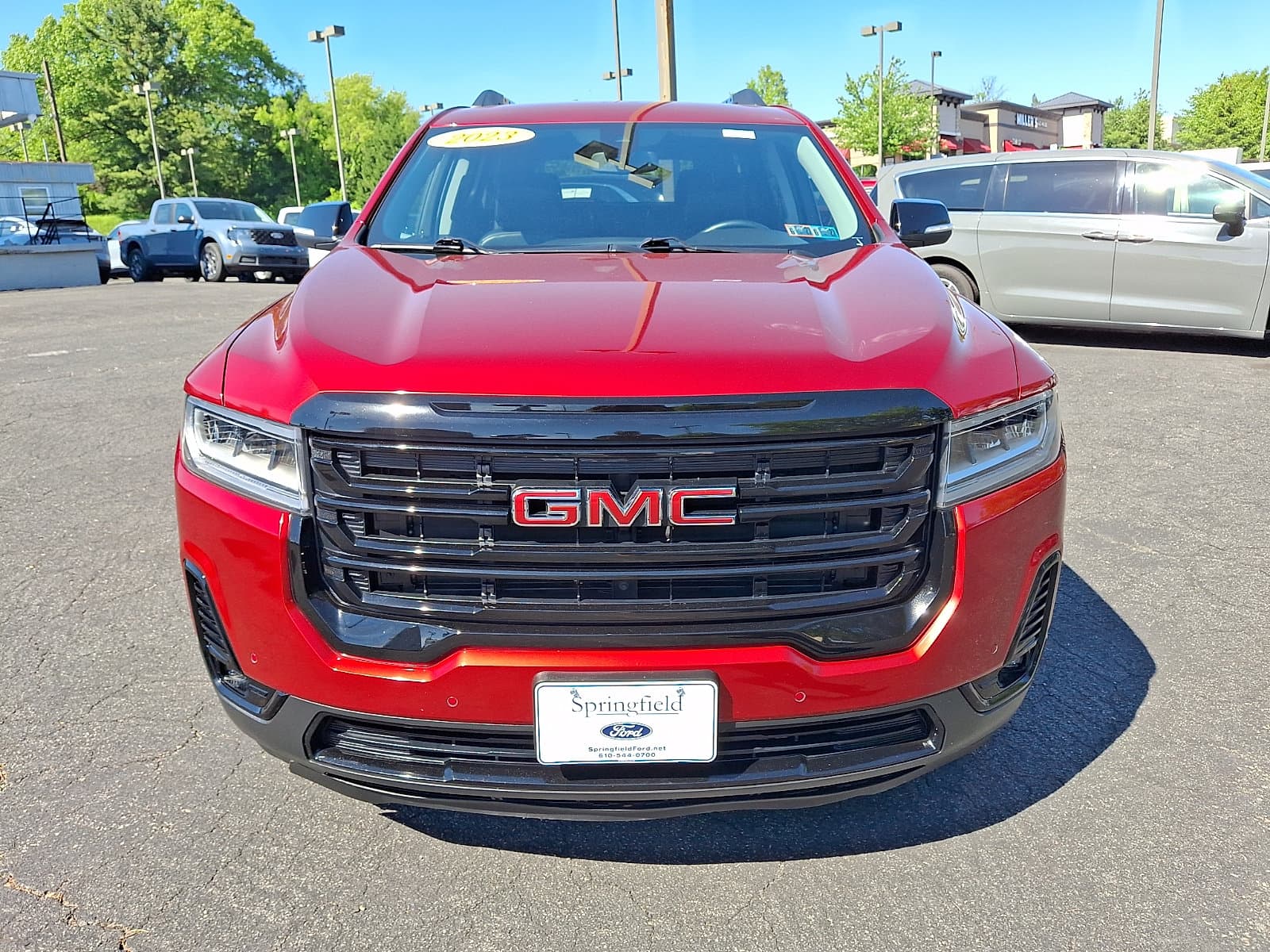 GMC Acadia 2023 — photo 6