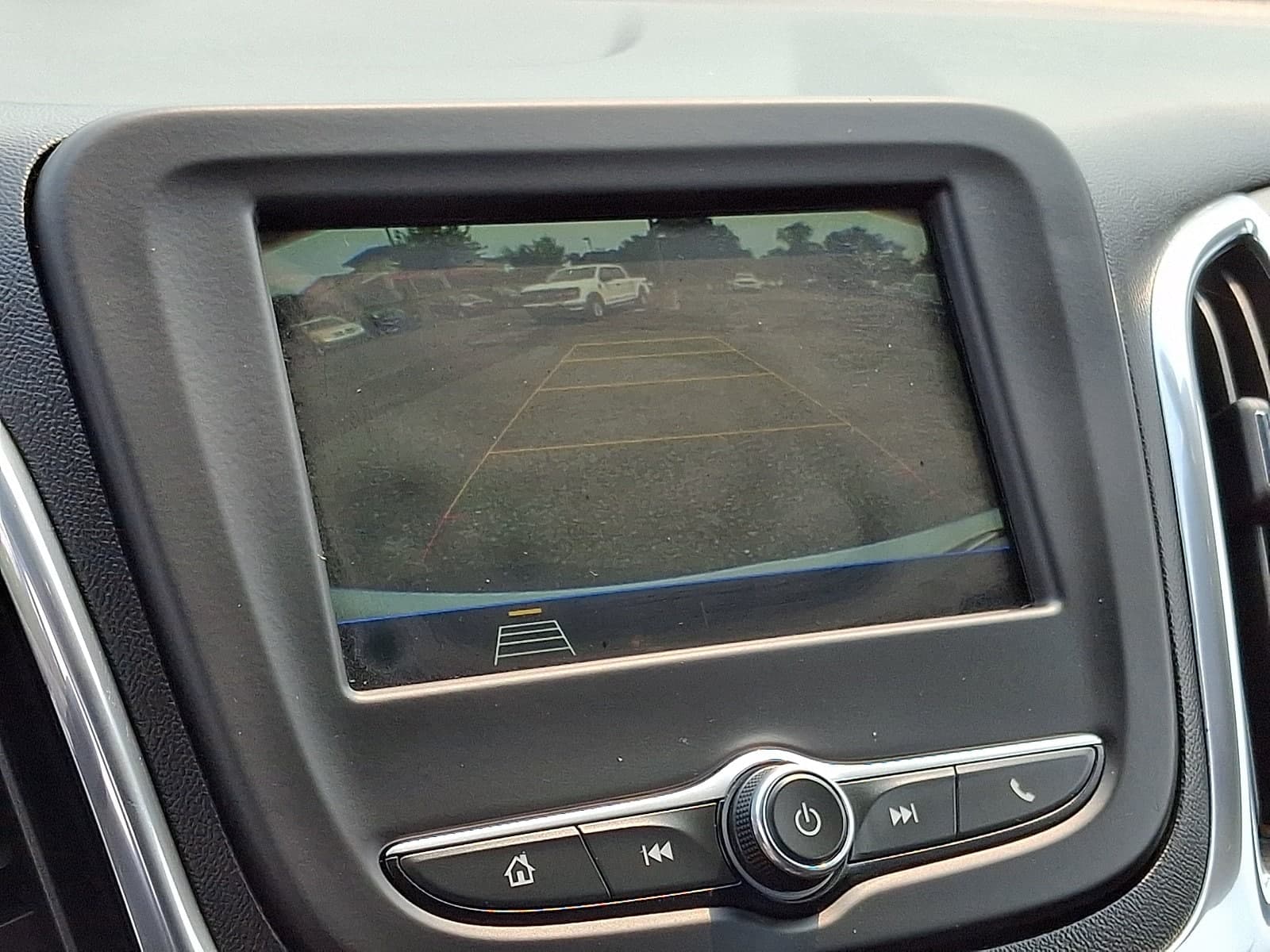 Chevrolet Equinox 2019 — photo 39