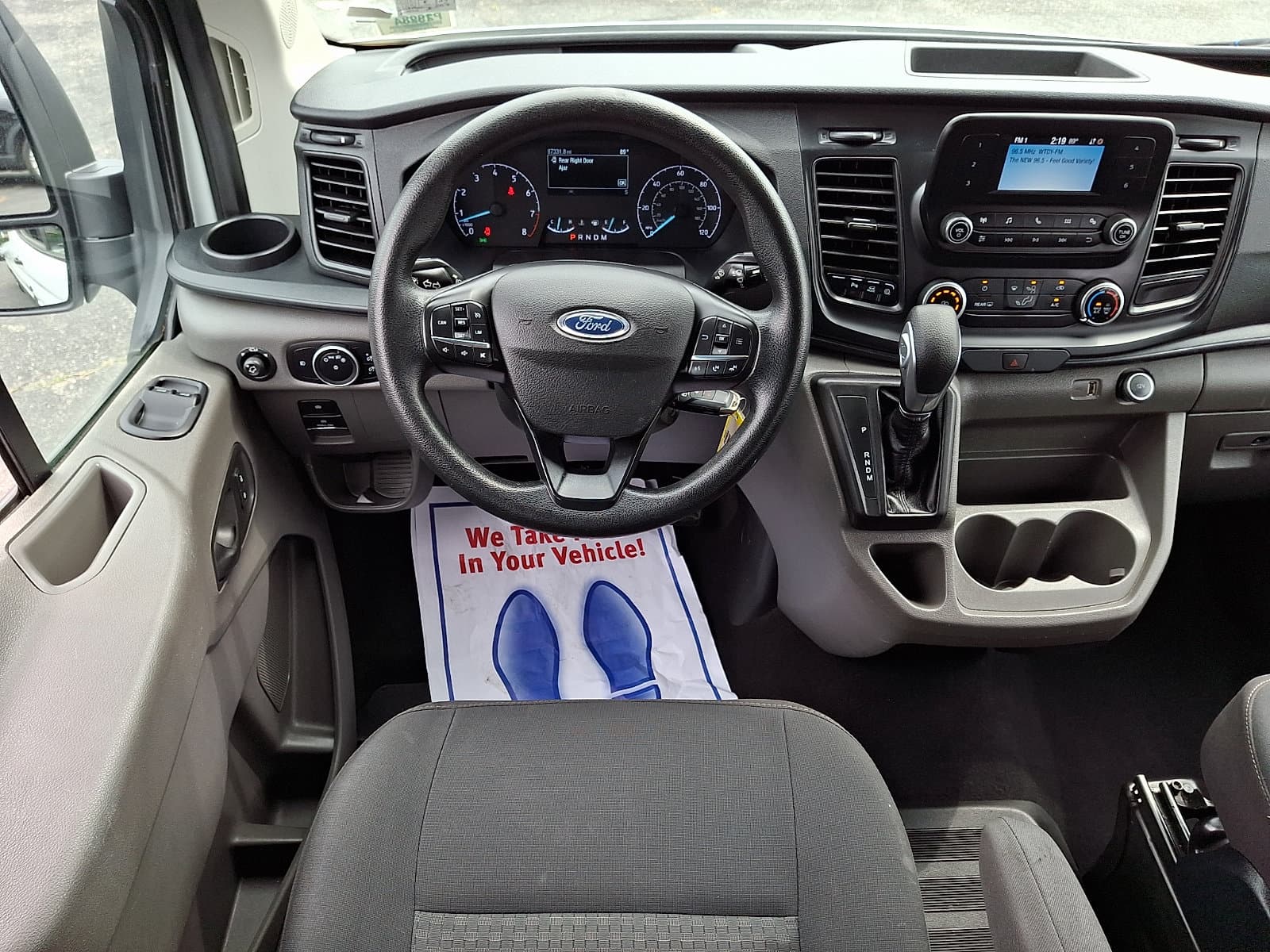 Ford Transit-350 2021 — photo 31